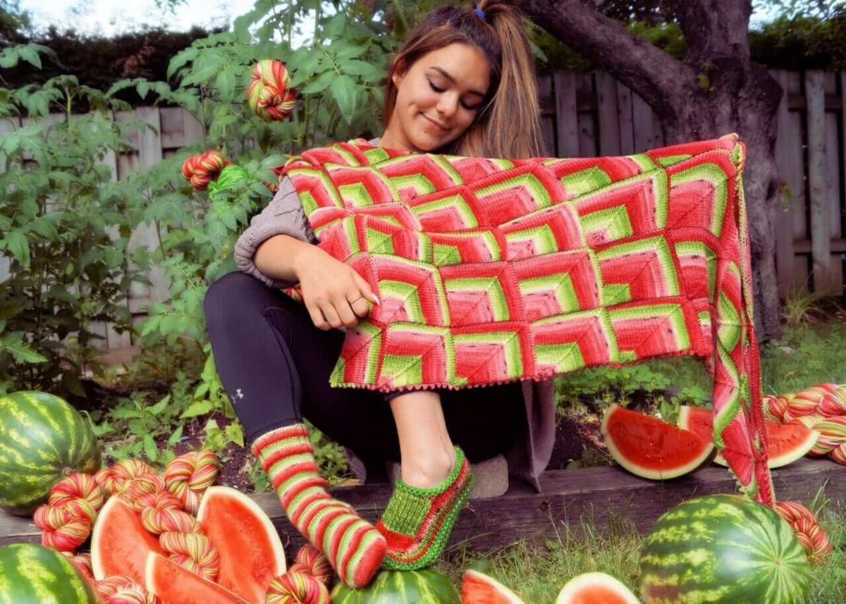 Diamonds are a Girl's Best Friend Shawl | Free Knitting Pattern and Optional Kits
