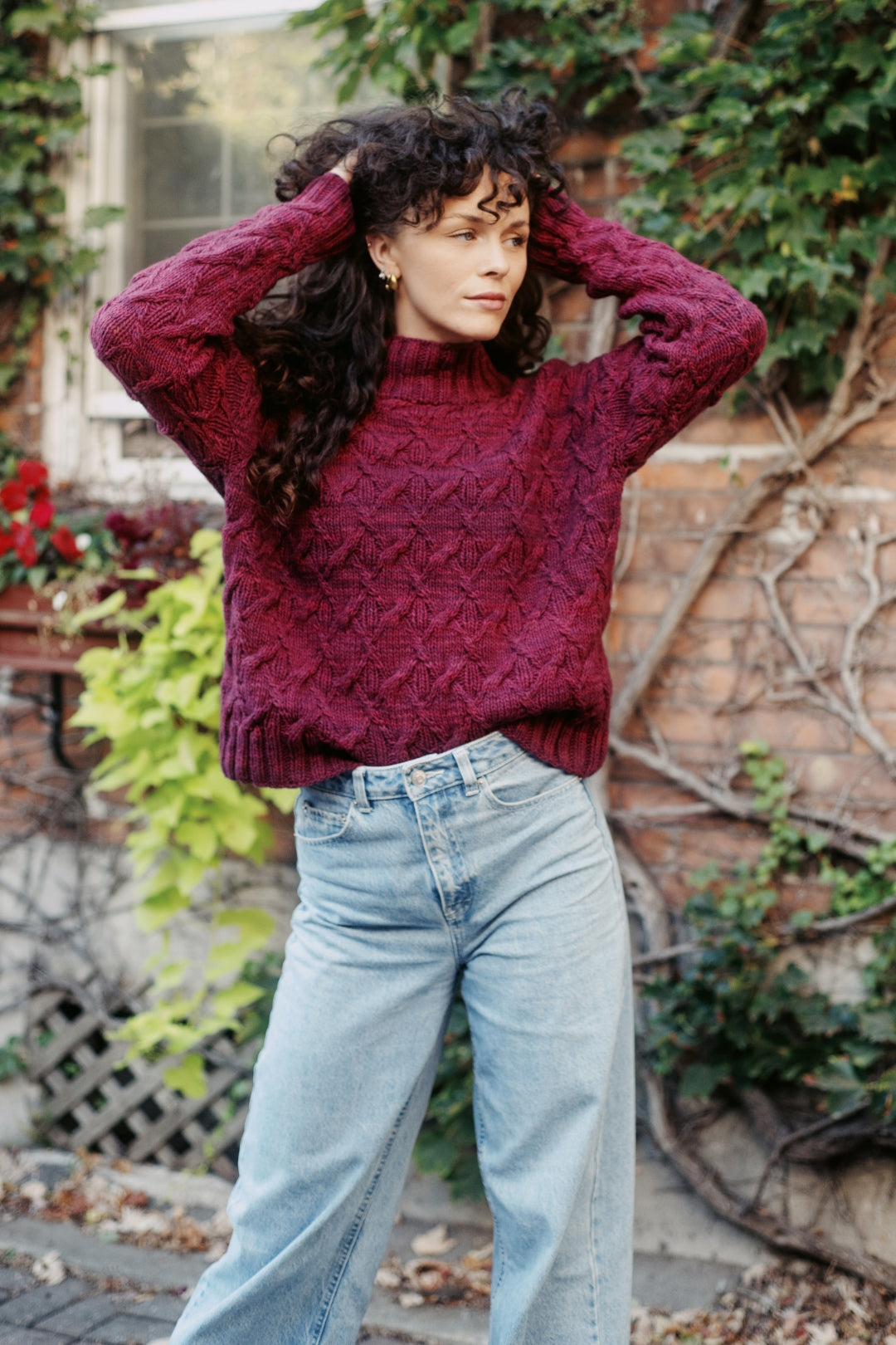 Kelly Sweater | Knitting Pattern with or without yarn – Biscotte Yarns