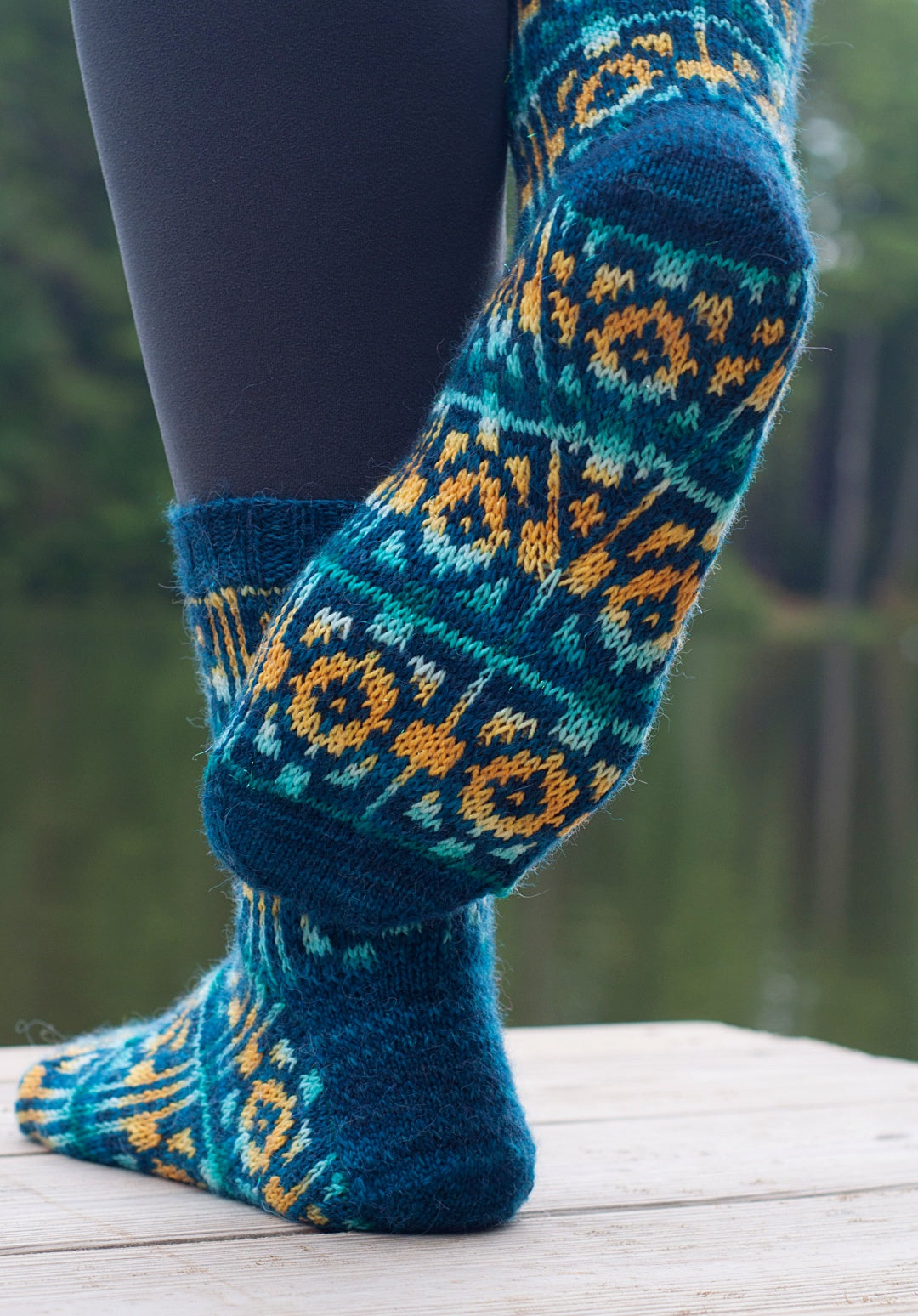 Lakeside Retreat Socks | Knitting pattern and Optional kits
