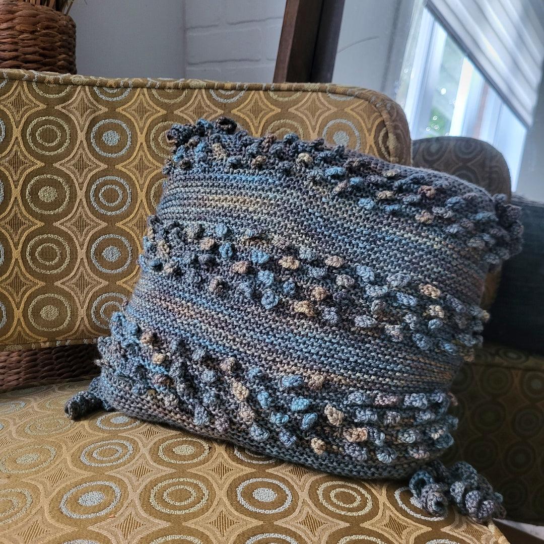 Lamb Tail Pillow - KNITTING KIT - Biscotte Yarns
