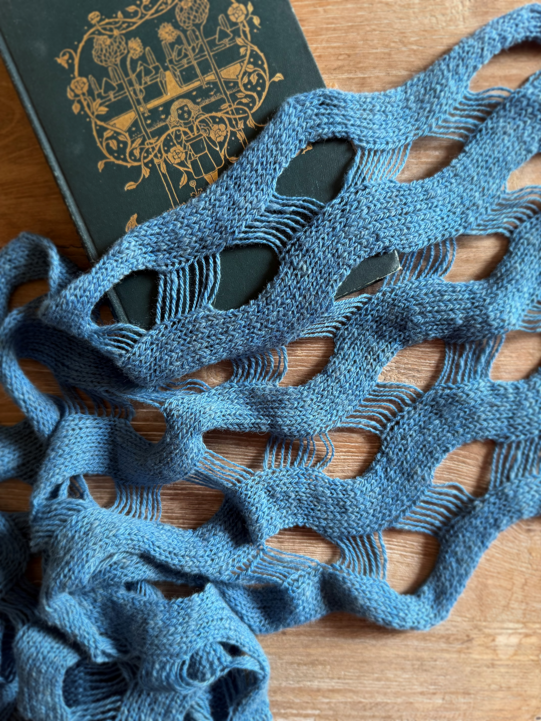 Winds of the South Scarf | Knitting pattern and Optional Kits