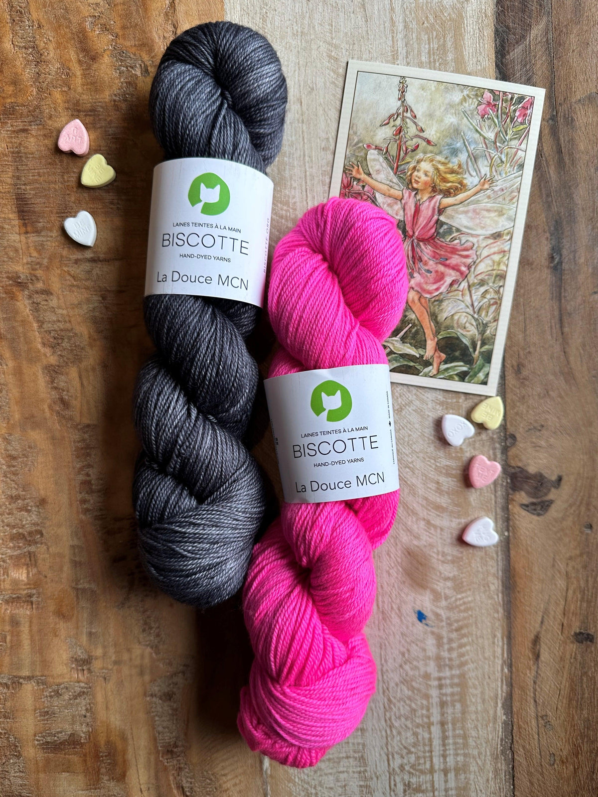 Cowl knitting kit : Red Alder by Megan Gonzalez
