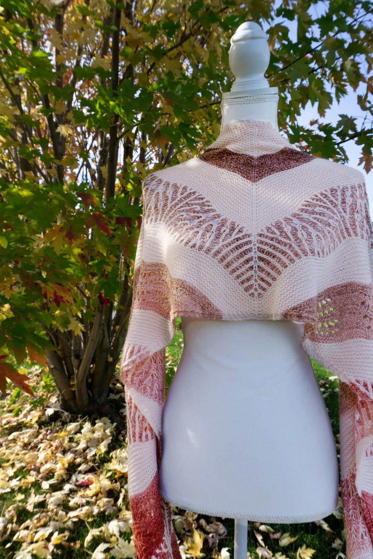 Highlands Sunset Shawl Pattern - Biscotte Yarns