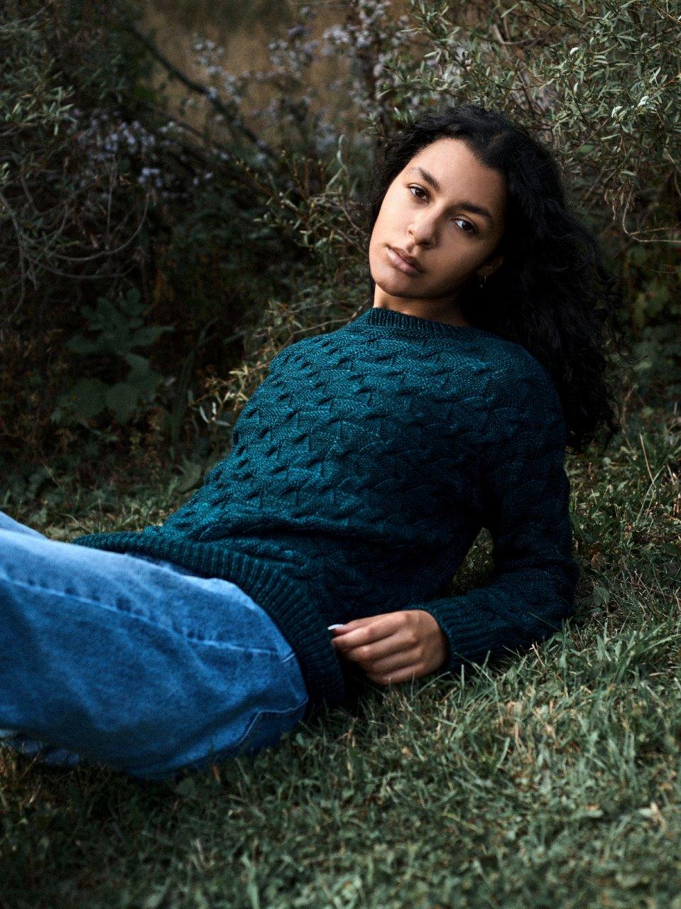 Lokasti | Sweater Pattern - Biscotte Yarns