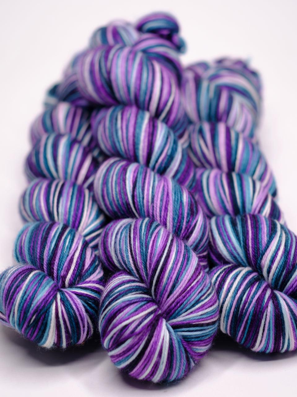 Self-Striping Sock Yarn - BIS-SOCK LILAS ET MOI