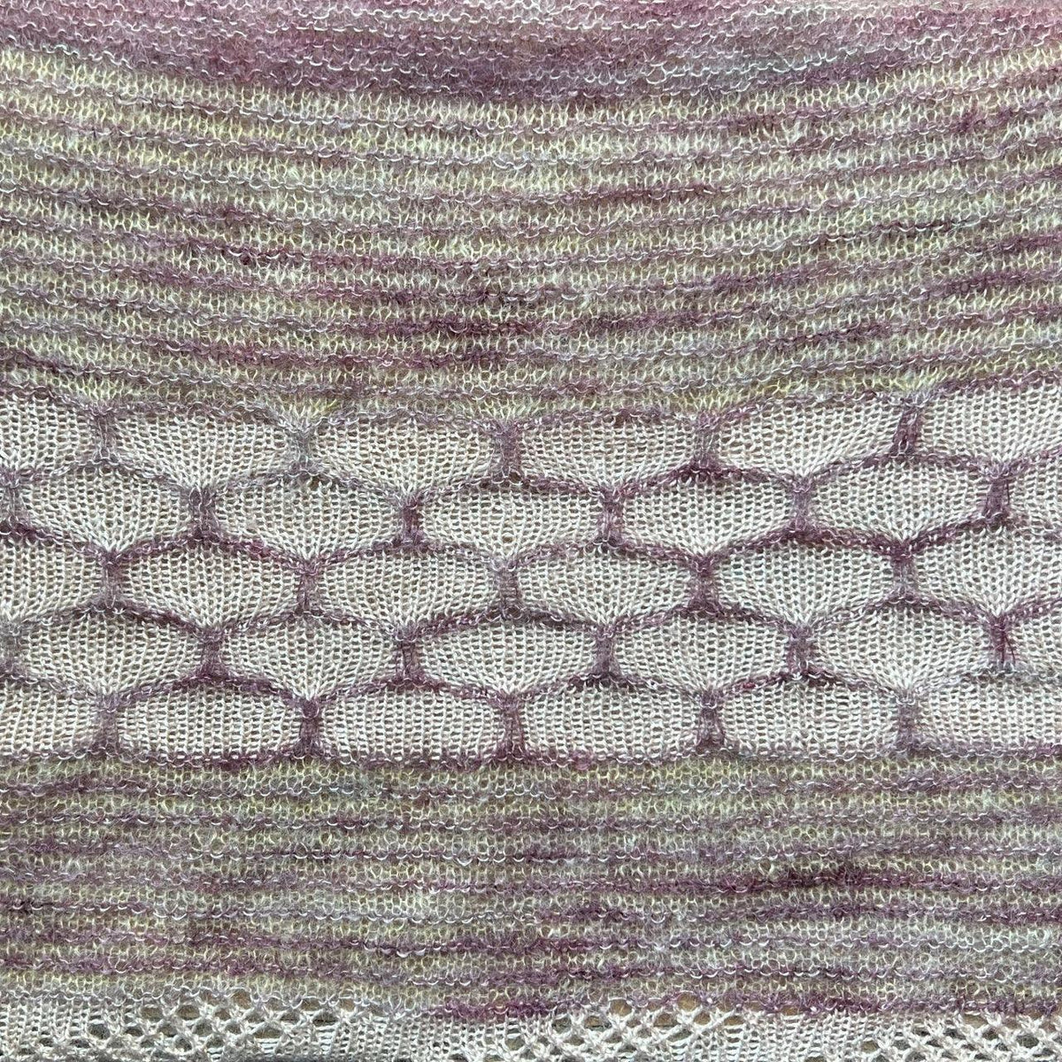 Nebra Sky Shawl | Knitting kit - Biscotte Yarns