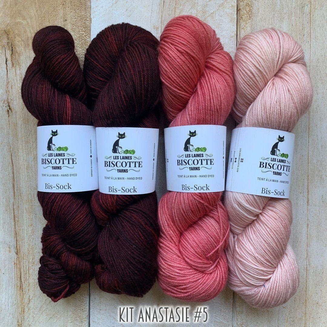 Yarn kit for crocheters to make the Anastasie shawl - Biscotte Yarns