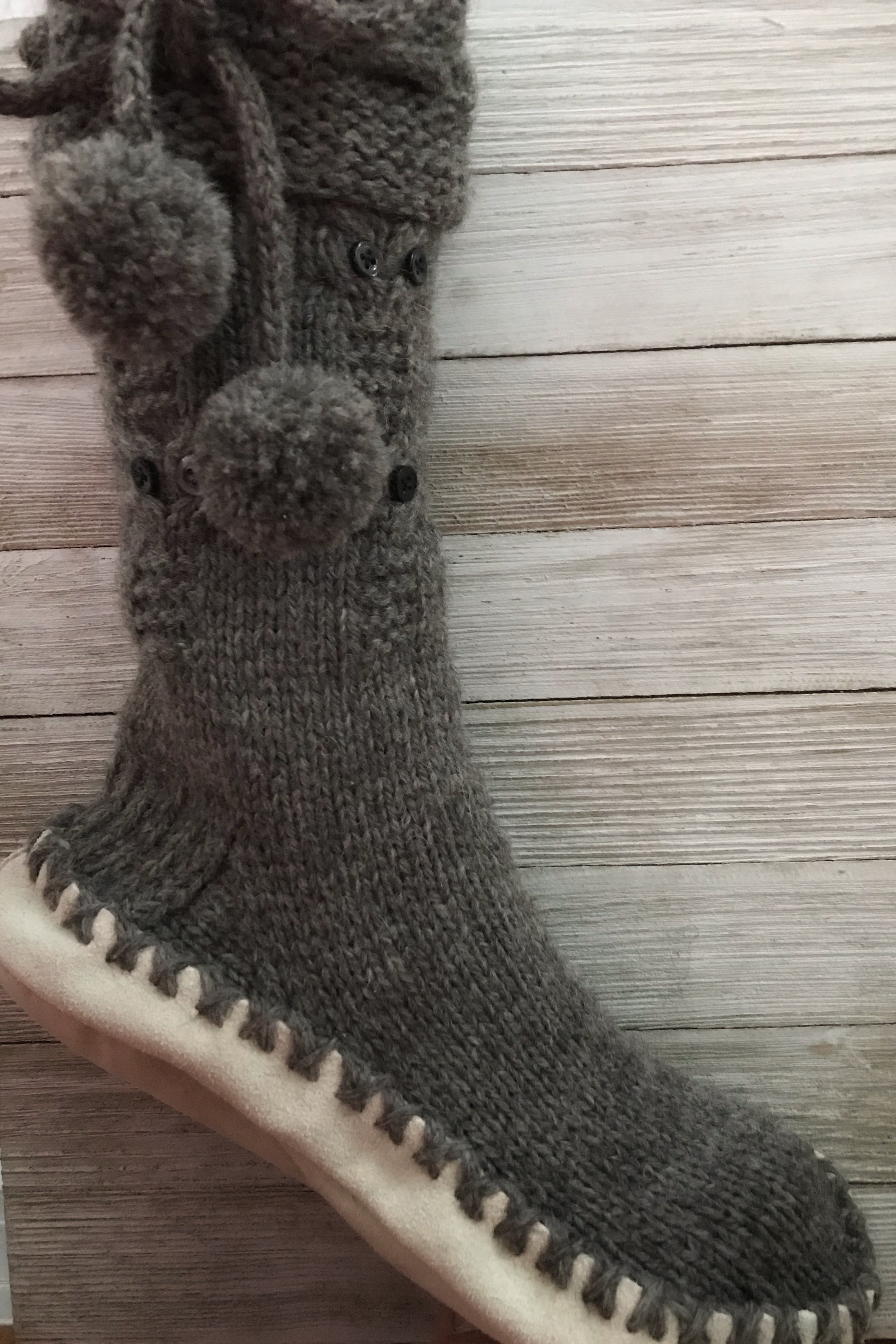 How to add soles to knitted slippers Biscotte Yarns