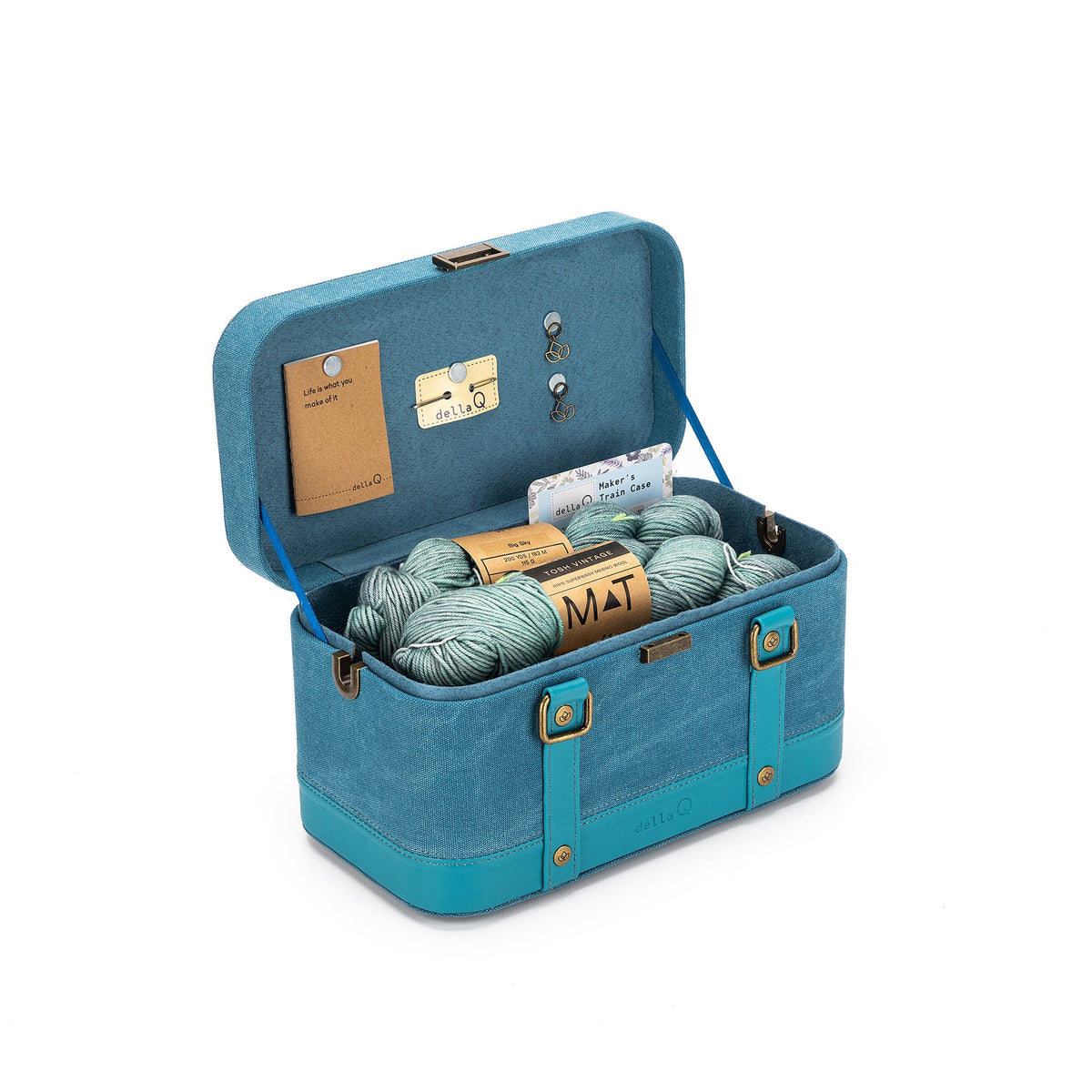 Della Q - Maker's Train Case