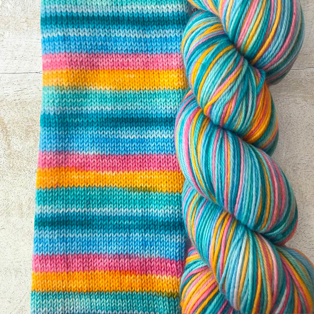 BIS-SOCK BEACH DAY