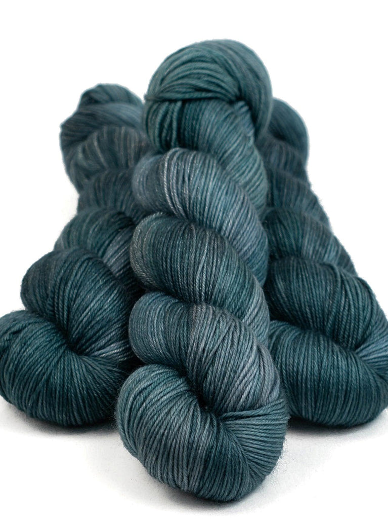 Hand-dyed yarn BIS-SOCK OBSESSION