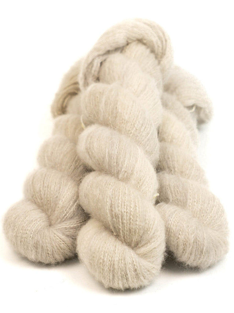 hand dyed yarn DOLCE HUMMUS