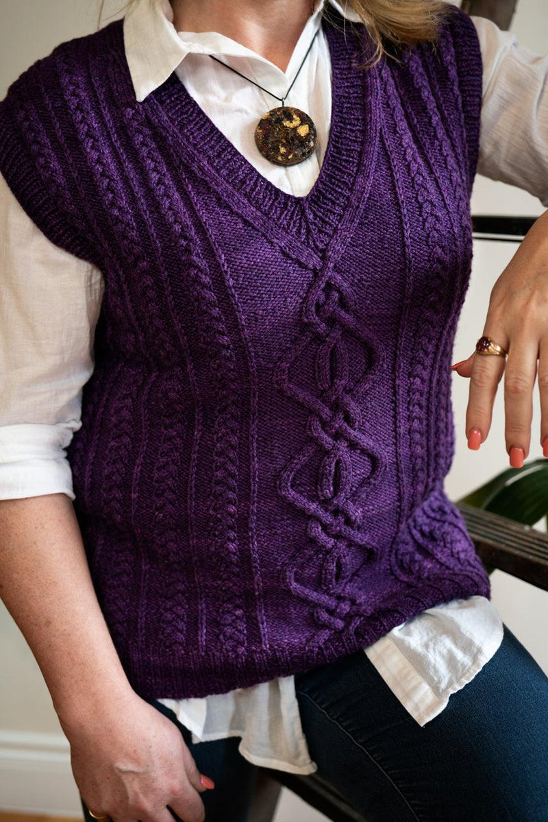 Arsinoi Vest by Evelyn Siatra knitting pattern 