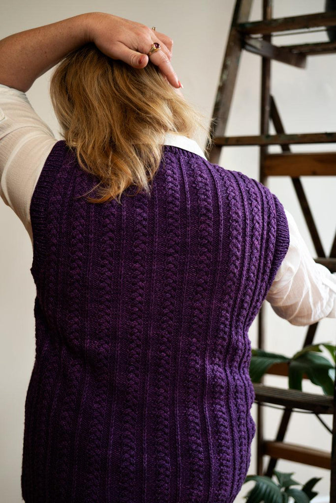 Arsinoi Vest by Evelyn Siatra knitting pattern 