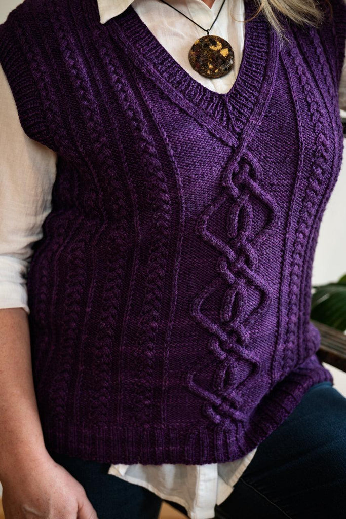 Arsinoi Vest by Evelyn Siatra knitting pattern 