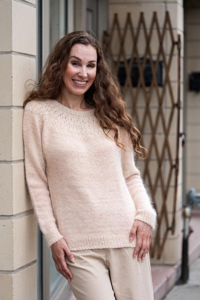 Peachesse pullover - knitting pattern 