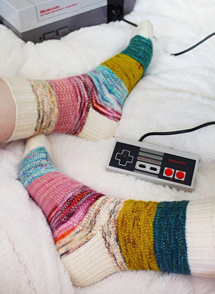 gamer socks knitting pattern - a knitting to play with dice