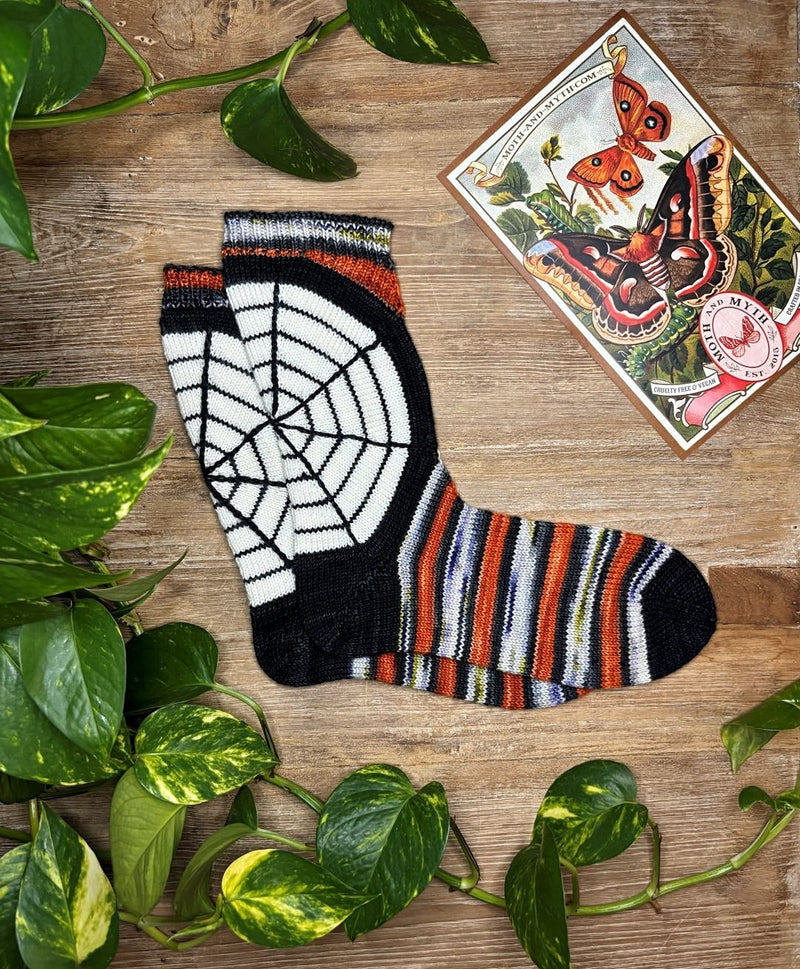 HalloWeb Socks | Knitting pattern and Optional kits