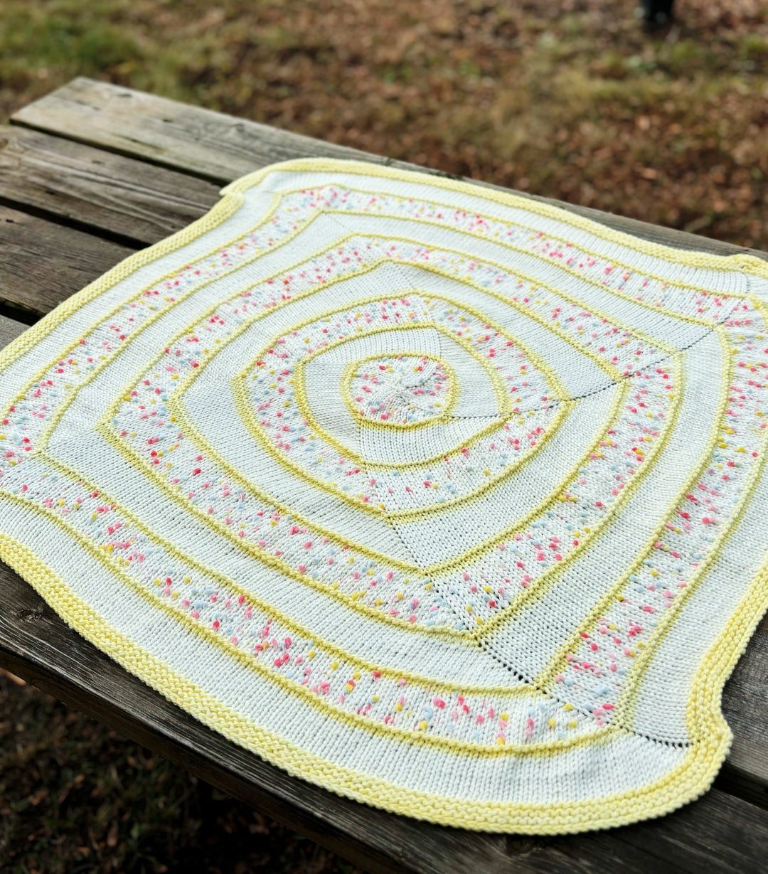 Sunny Side Up | Knitting pattern with or without yarn