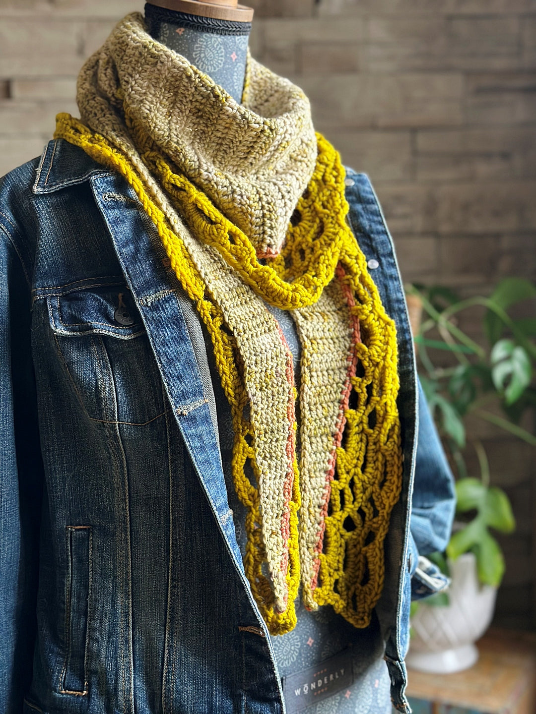 Kamouraska Shawl | Crochet Yarn Kits