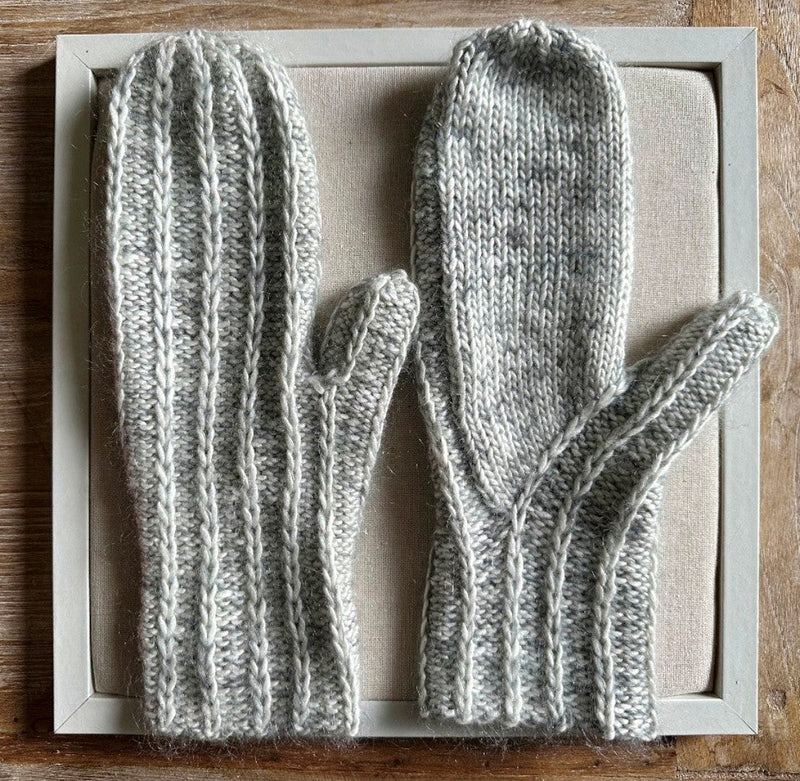 Blitzen Mittens | Knitting pattern and Optional kit
