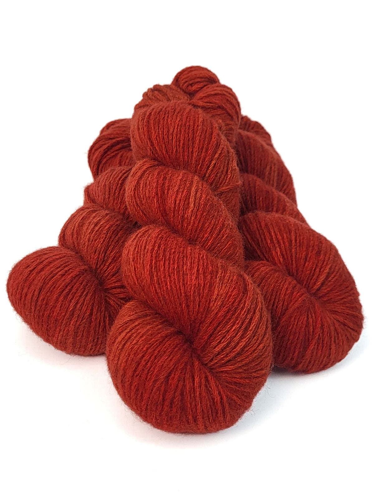 KHULLU SCARLET
