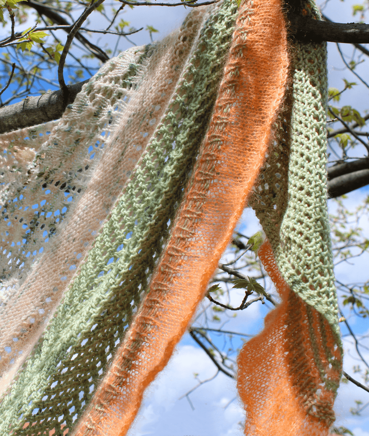 Shawl pattern to knit - Life in Full Bloom