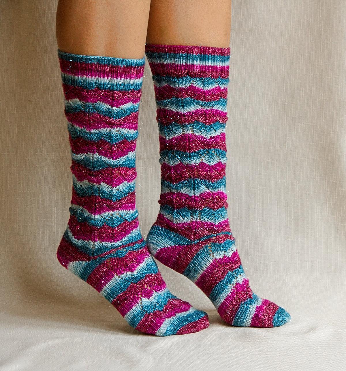 Knitting pattern ValleyGirl Socks - Biscotte Yarns