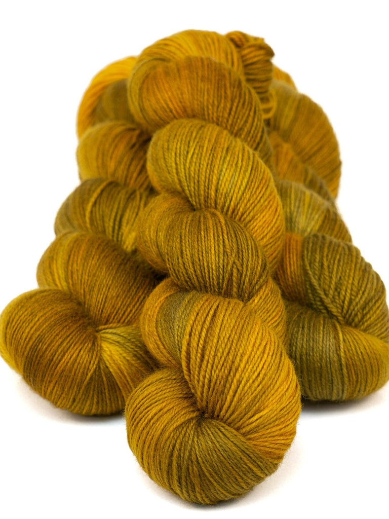 Hand Dyed Yarn - MERICA CARI COCO