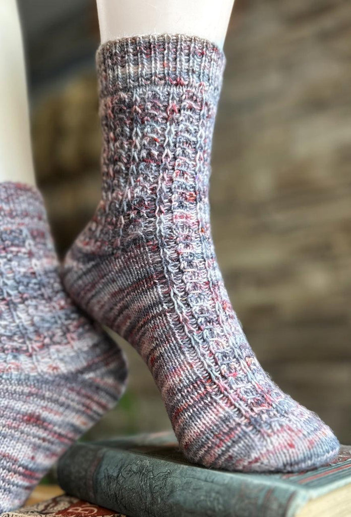 Oakleigh Socks | Knitting pattern and knitting kits - Biscotte Yarns