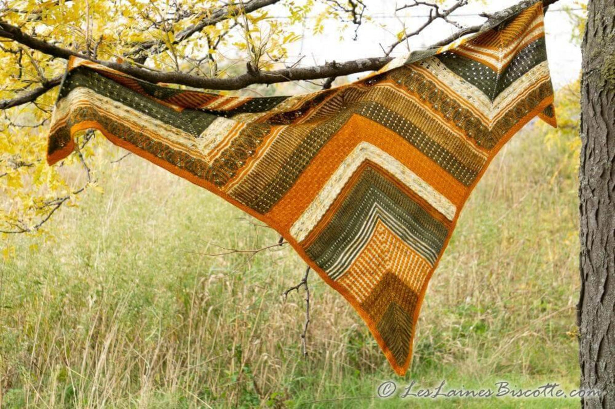 Triptyque Shawl | Knitting pattern and Optional kits