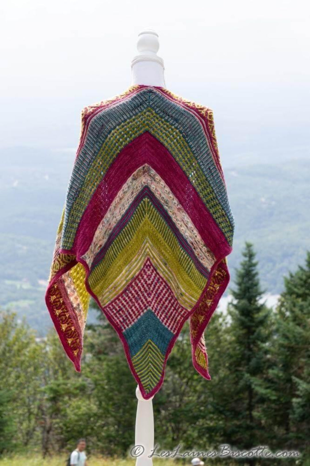 Triptyque Shawl | Knitting pattern and Optional kits