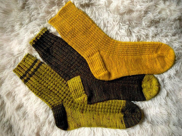 Broken Ribs Socks Set | Knitting kit - Biscotte Yarns