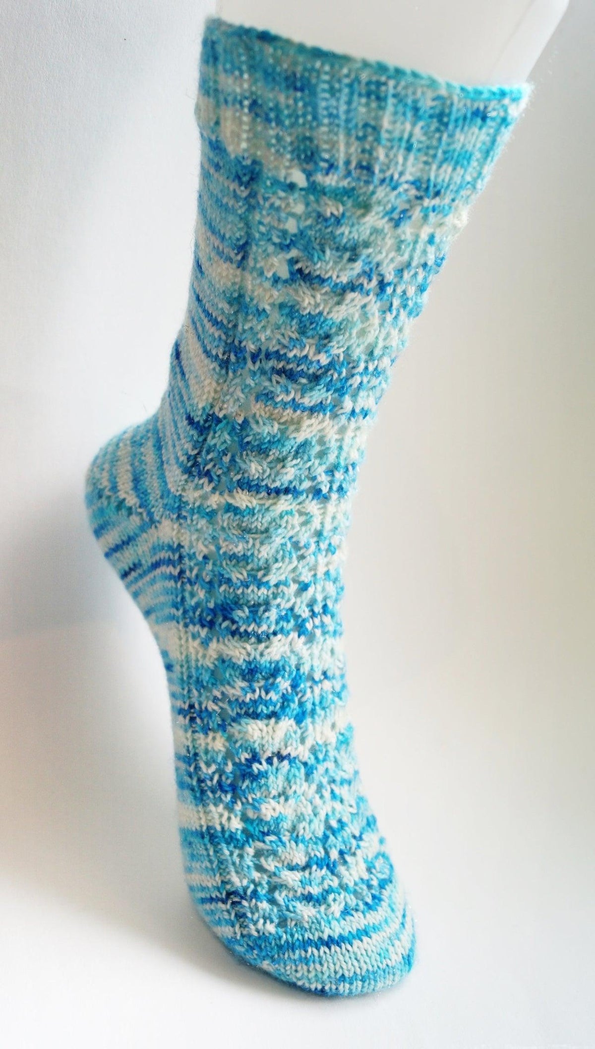 Free sock spattern - River Cross - Biscotte Yarns