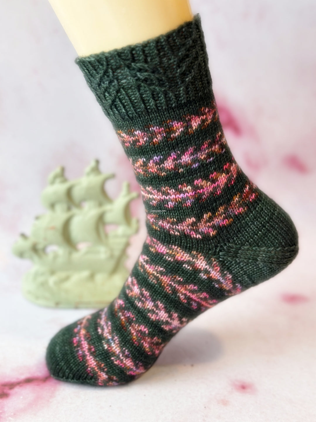 Free sock pattern to knit