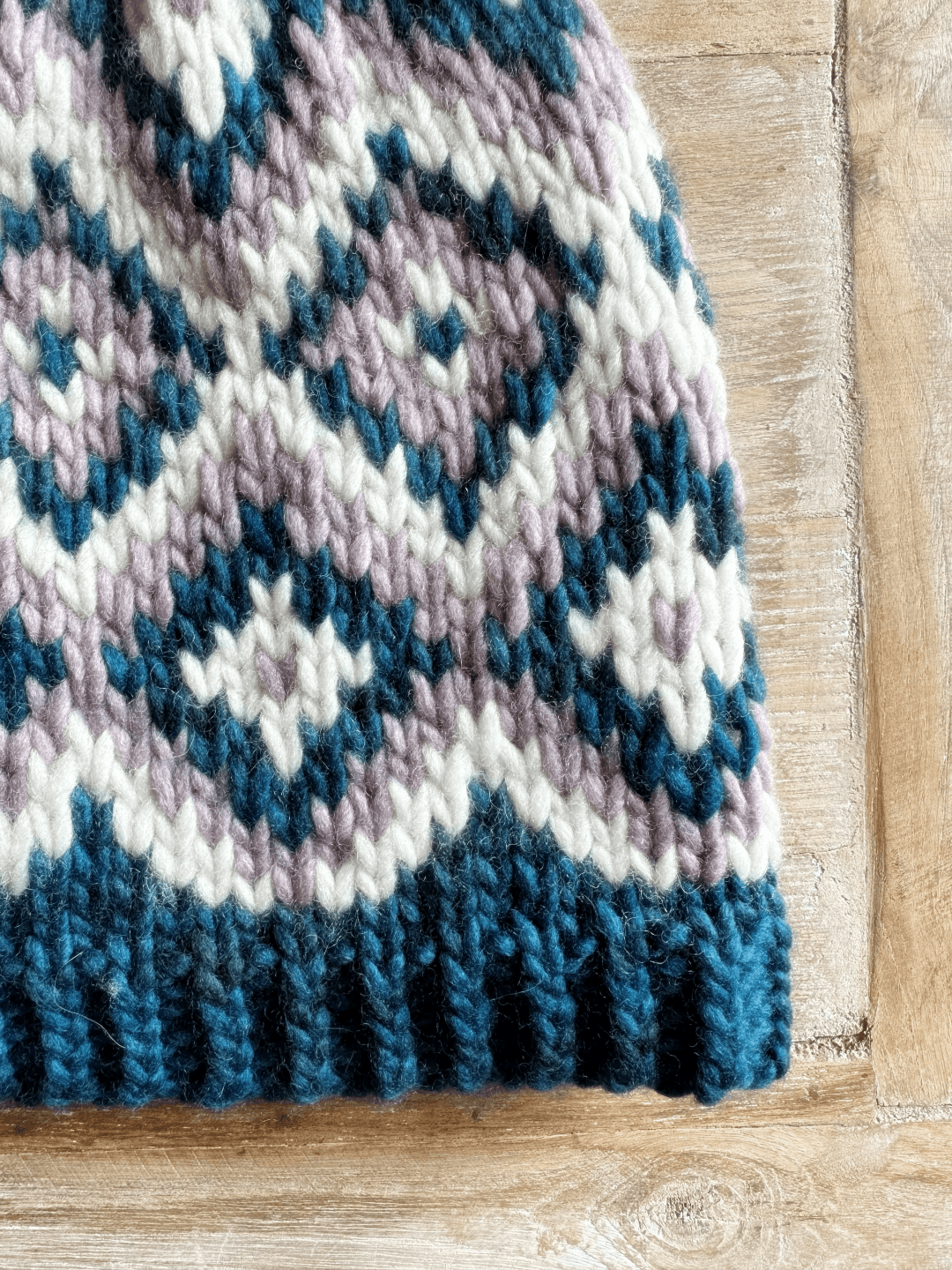 Trois Fois Passera Hat | knitting pattern and knitting kits - Biscotte Yarns