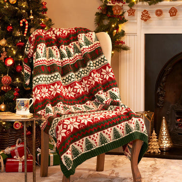 The Croft Woodside Christmas blanket - Biscotte Yarns