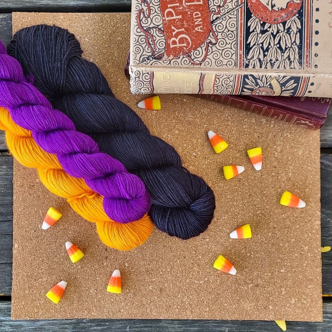 Halloween Socks - KNITTING KIT