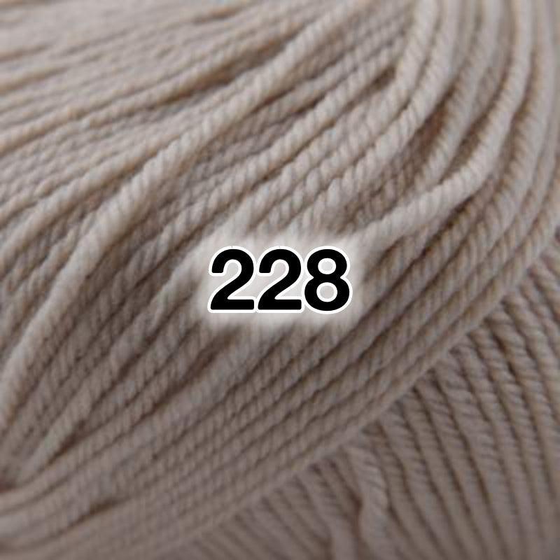 Cascade Yarns 220 Superwash - Biscotte Yarns