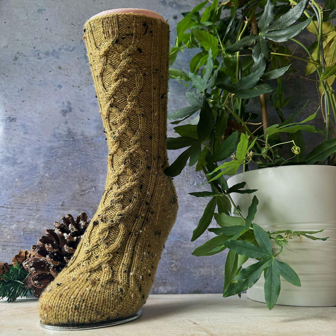 Into the Woods Socks | Knitting pattern and knitting kits - Biscotte Yarns