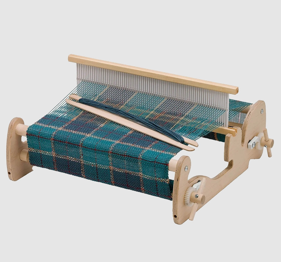 Cricket Loom  15″ by Schatch