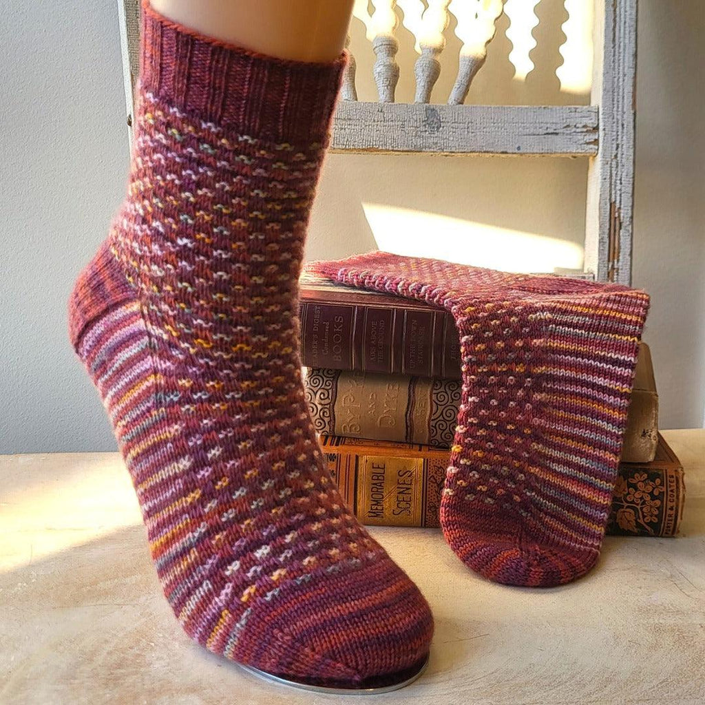 Sugar Cube Socks | Knitting pattern - Biscotte Yarns