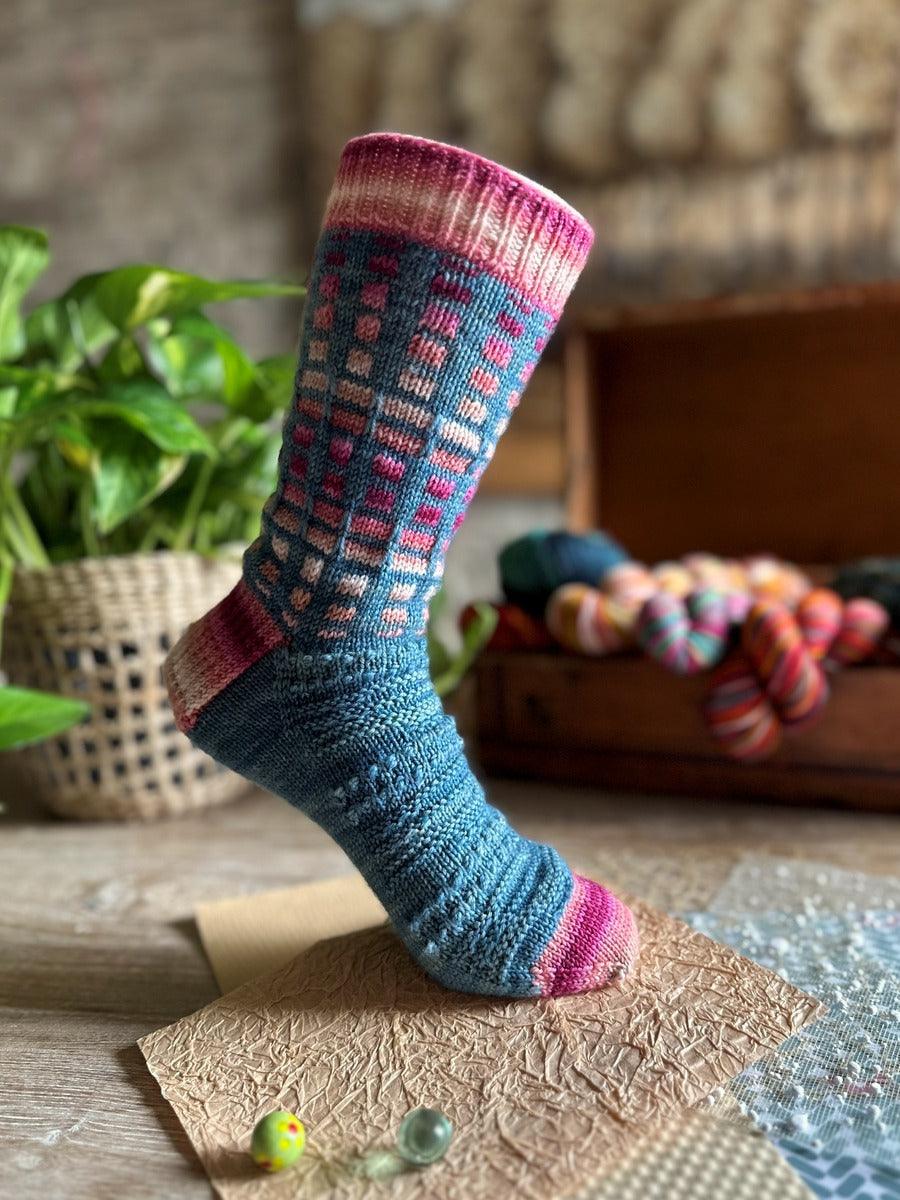 Patricknits Surprise Socks KNITTING PATTERN