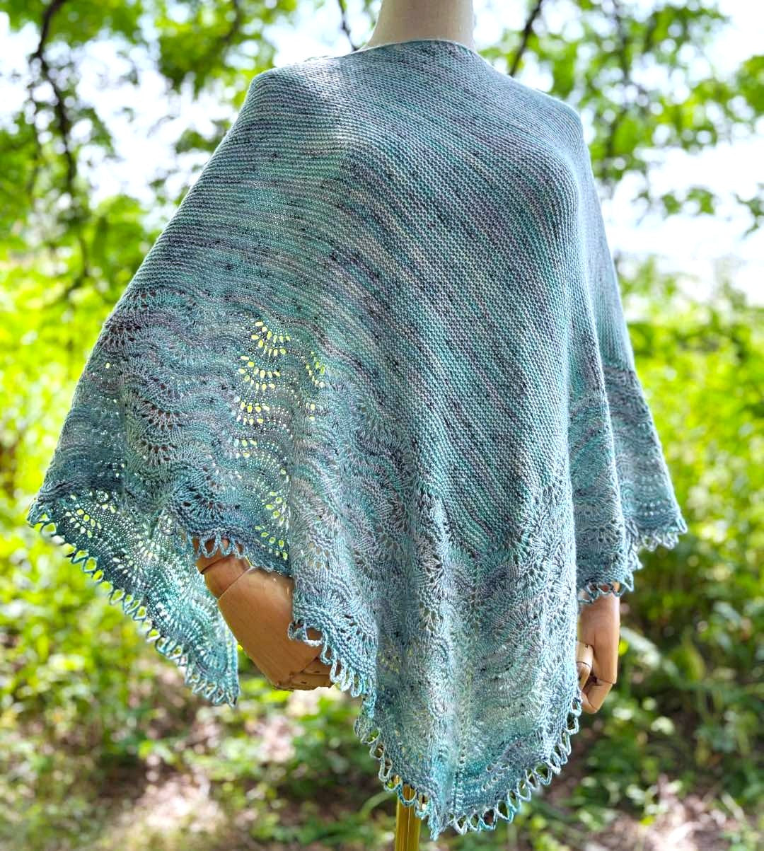 Vøyenfallen Shawl | Knitting kits
