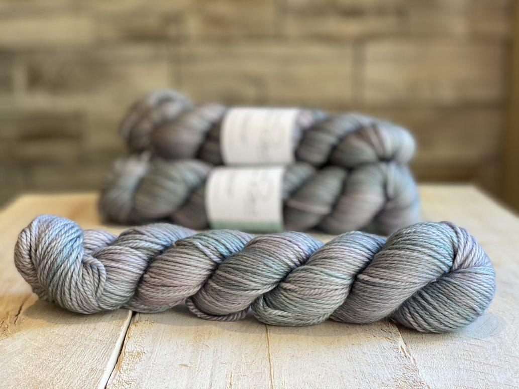 MERINO WORSTED BLUENOSE - Biscotte Yarns