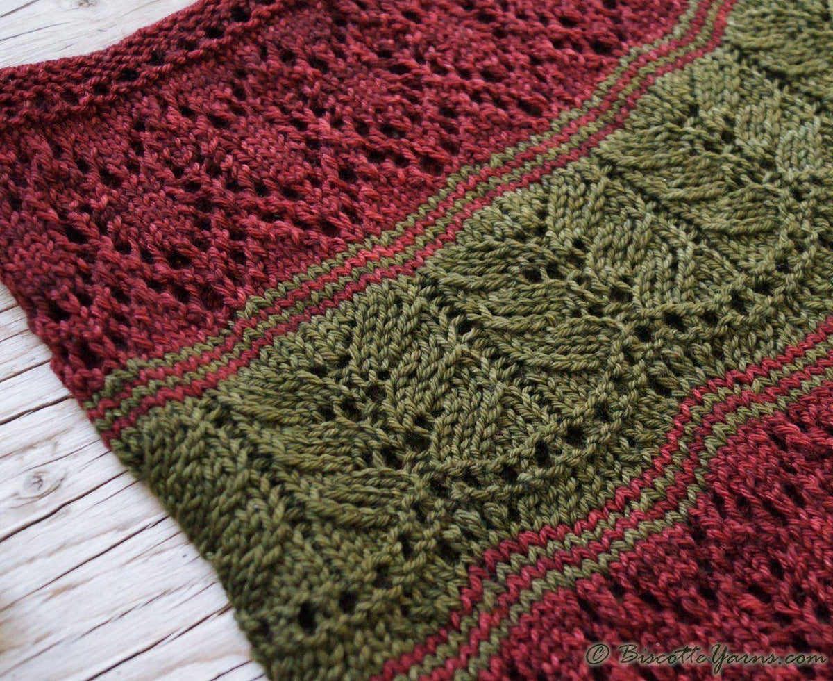 Knitting pattern Eugenia's Garden cowl - Biscotte Yarns