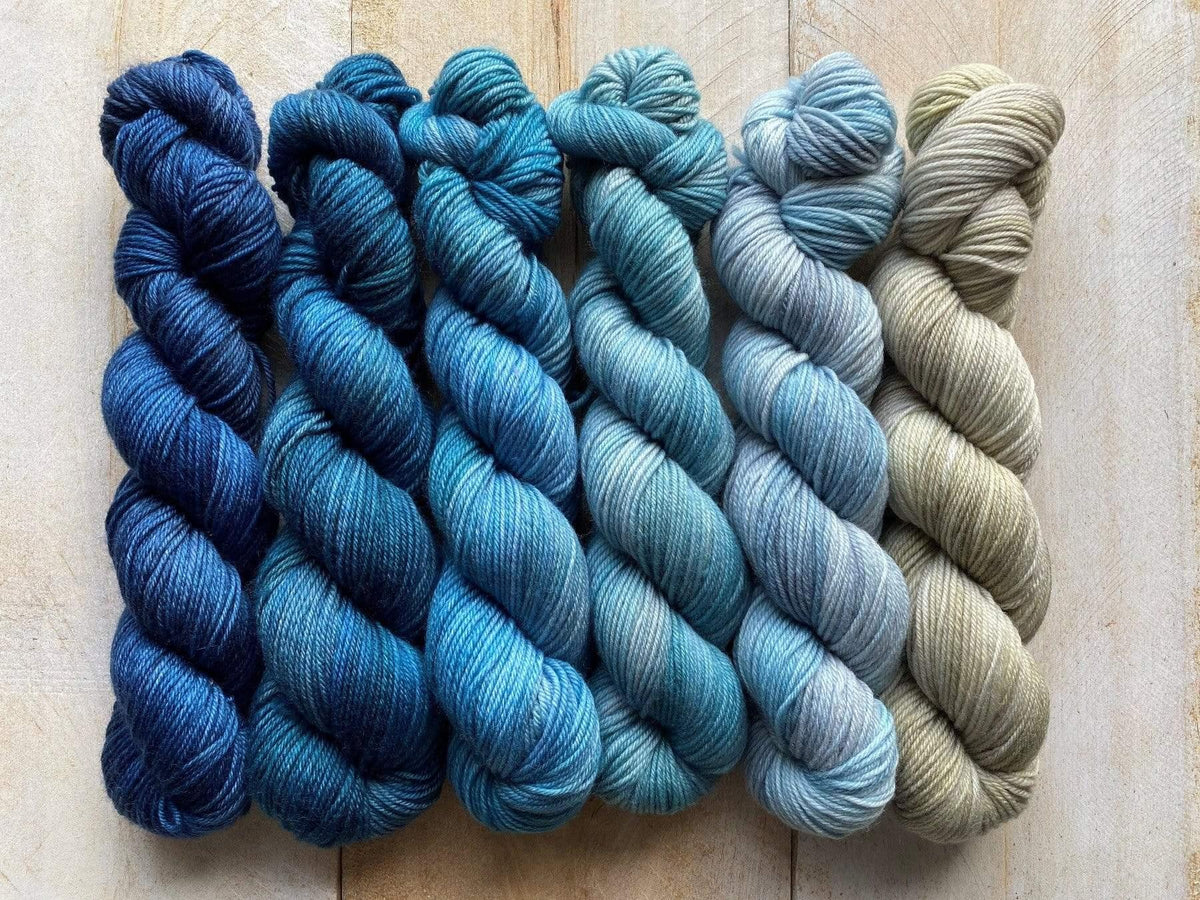 Mini Skeins of Yarn PAINTBOX gradient yarn set HORIZON - Biscotte Yarns