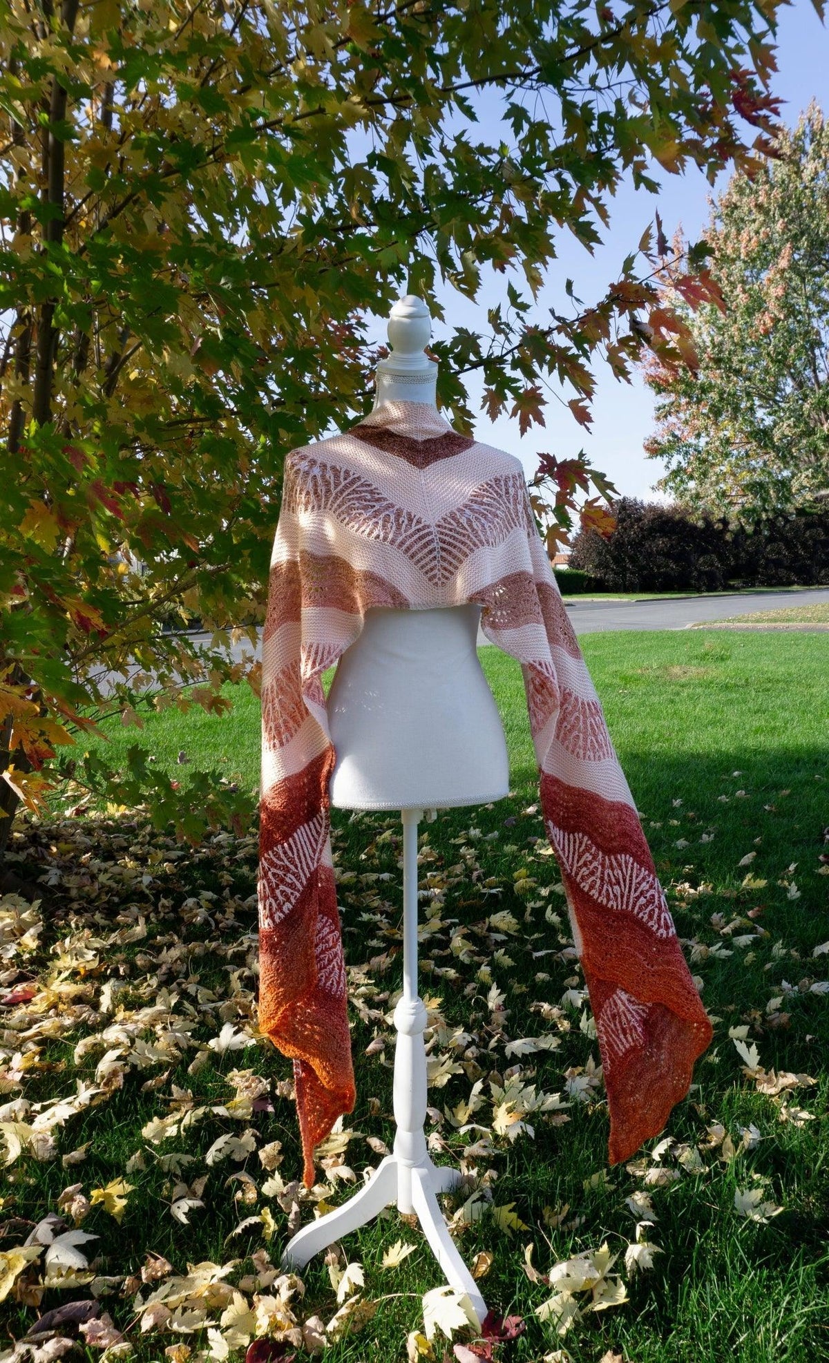 Highlands Sunset Shawl Pattern - Biscotte Yarns