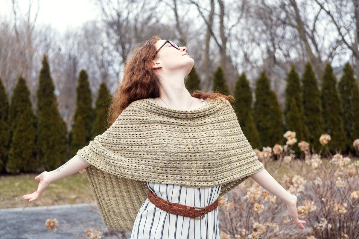 Zulia Poncho | Knitting Pattern - Biscotte Yarns