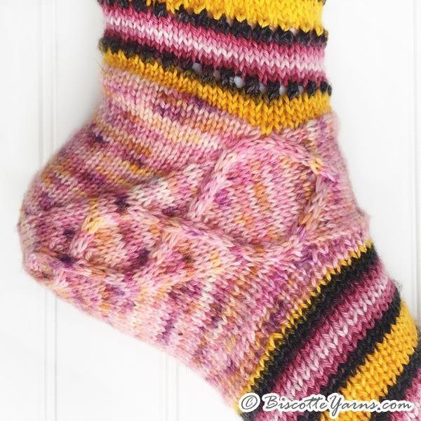 Mary-Jane Memories Sock Pattern - Biscotte yarns